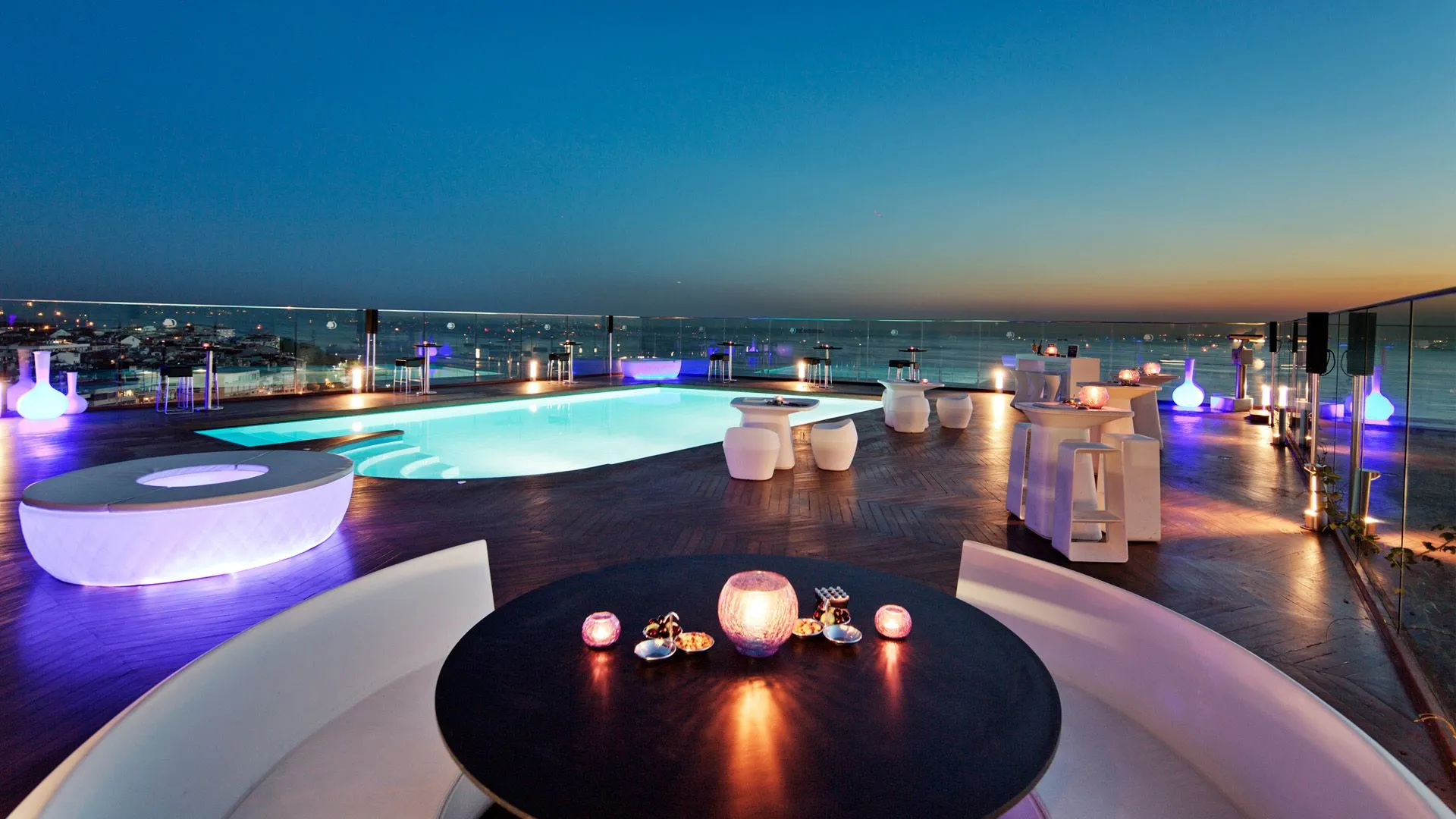 360 İstanbul - cover