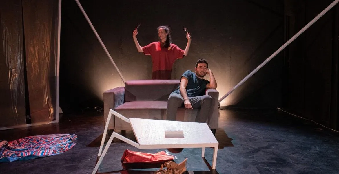 Birazdan Gideriz Şimdi Yağmur Yağıyor