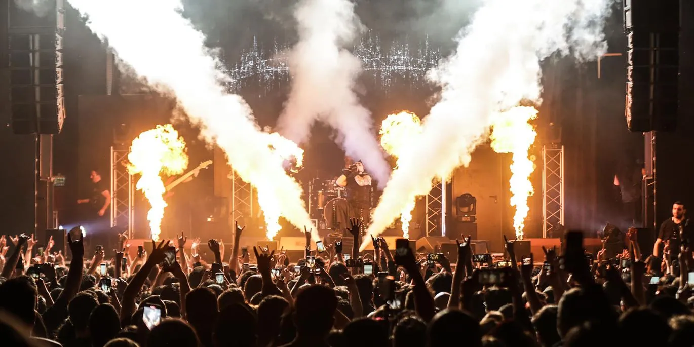 Dorock XL Taksim - cover