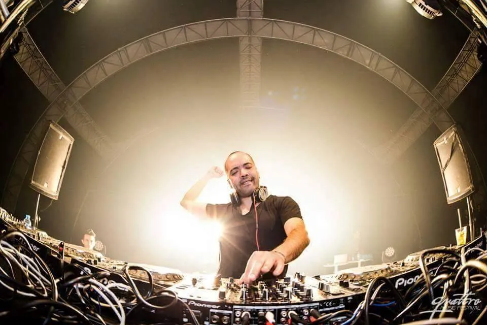 DJ Kaan Gökman ile Yılbaşı