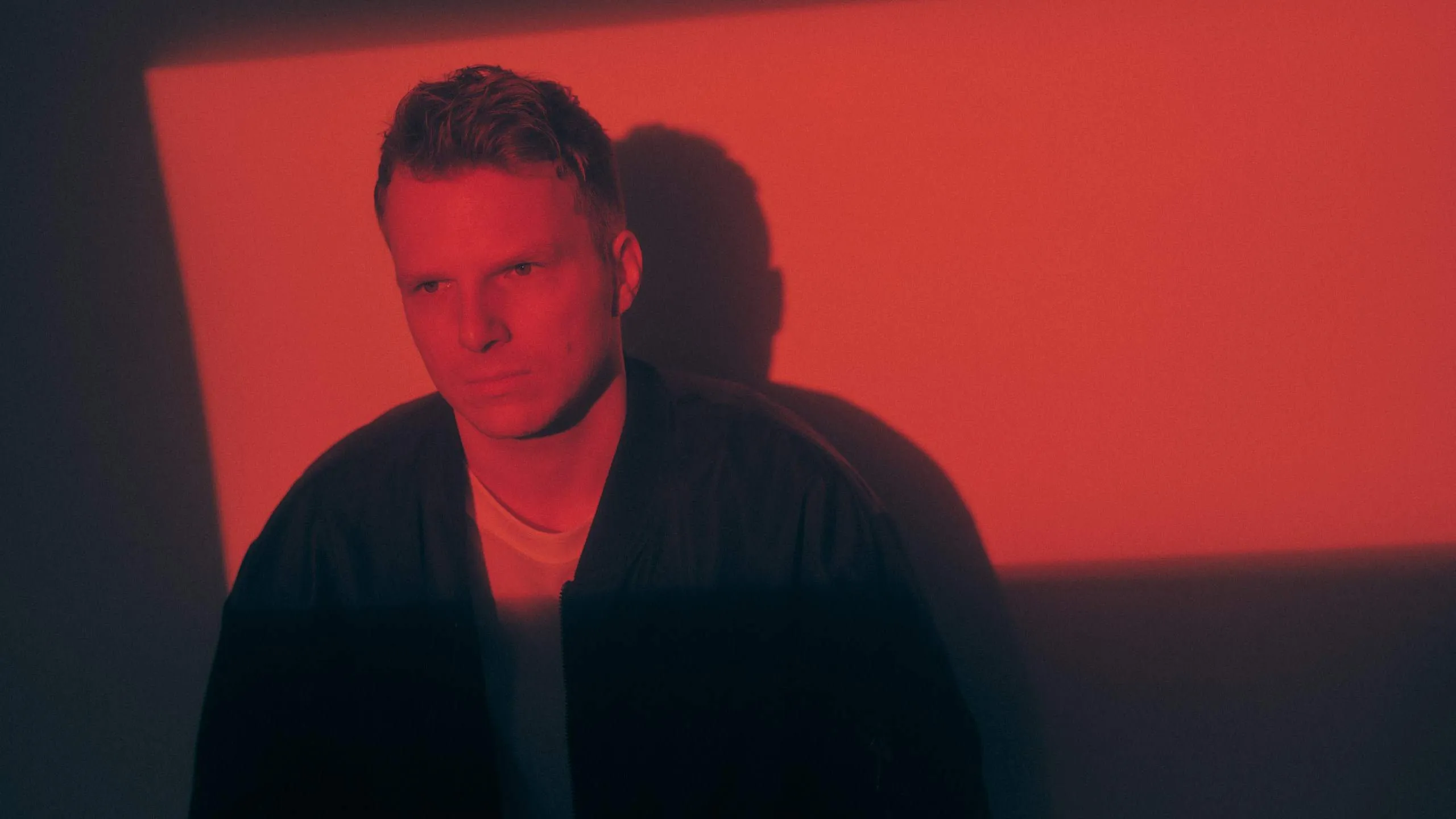 Kevin De Vries - Layla Benitez - 8KAYS