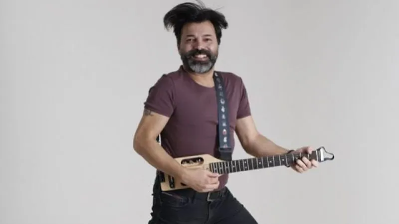 Onur Erol ile Karamela Sepeti