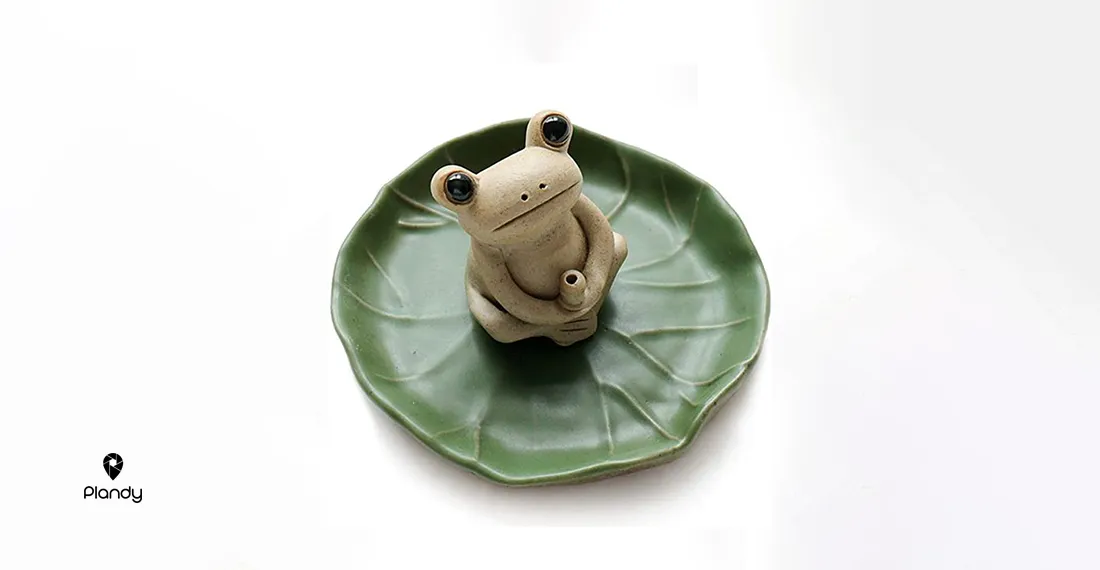 Tütsü Kurbağa Heykel Atölyesi