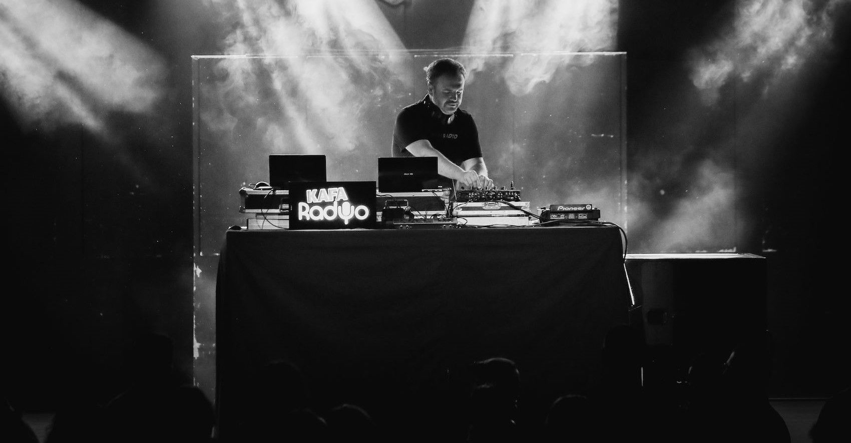 90 lar Kafası - Nihat Sırdar